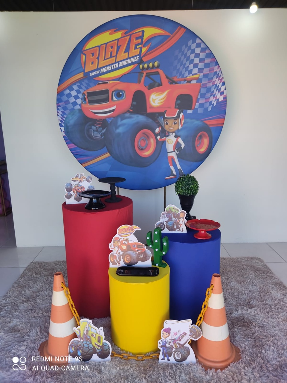 Kit Essencial Blaze the Monster - Carla Decor