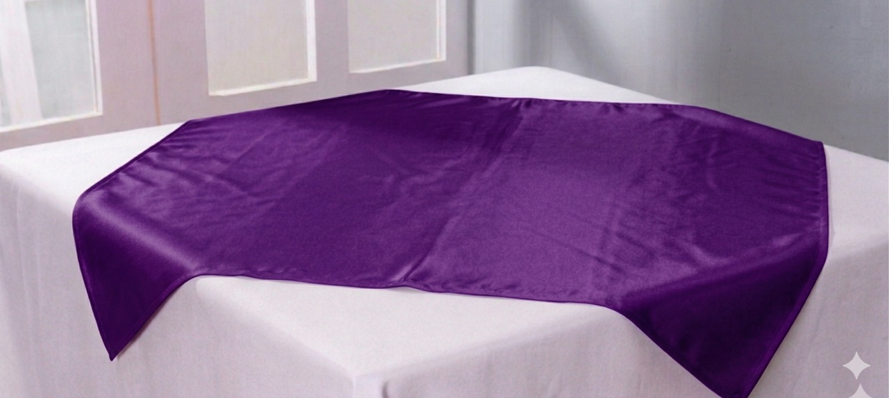 Kit Toalha Branca + Cobre Mancha Roxo- Cetim - jlfestaemcasa