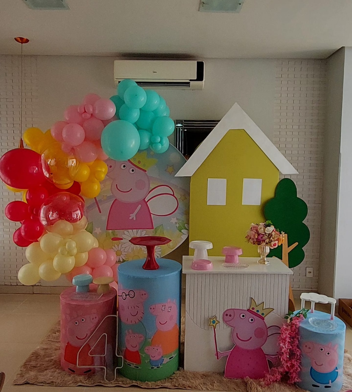 Painel Redondo Pepa + Suporte Casa E Árvore - THAYSE DECORA 