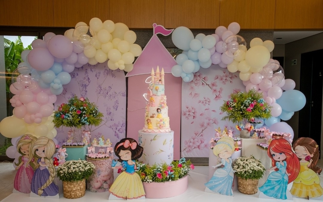 Duo Painéis+Princesas - THAYSE DECORA 