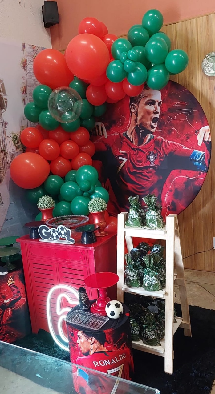 Ronaldo - THAYSE DECORA 