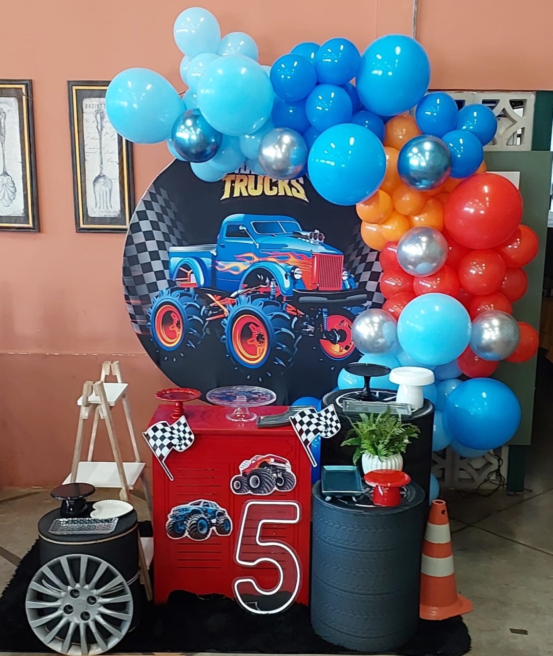 Trucks - THAYSE DECORA 