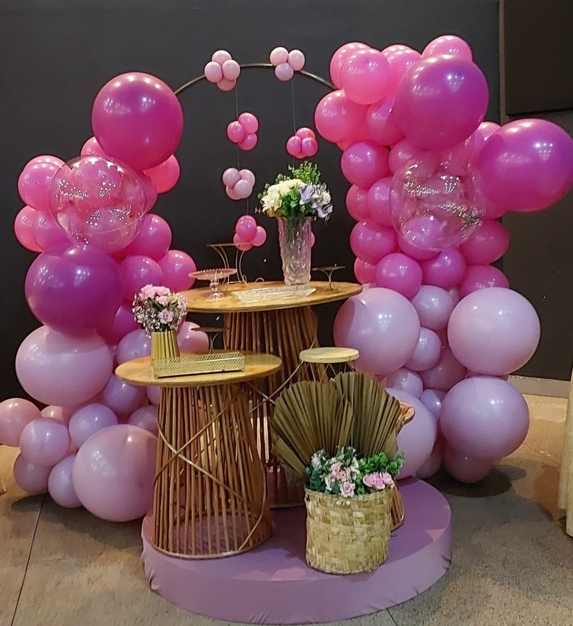 Arco Aberto Com Mesas Vime - THAYSE DECORA 