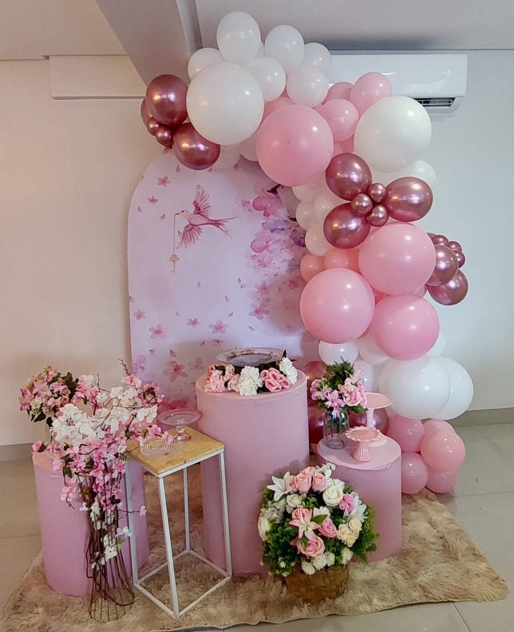 Painel Florido Com Lateral  - THAYSE DECORA 