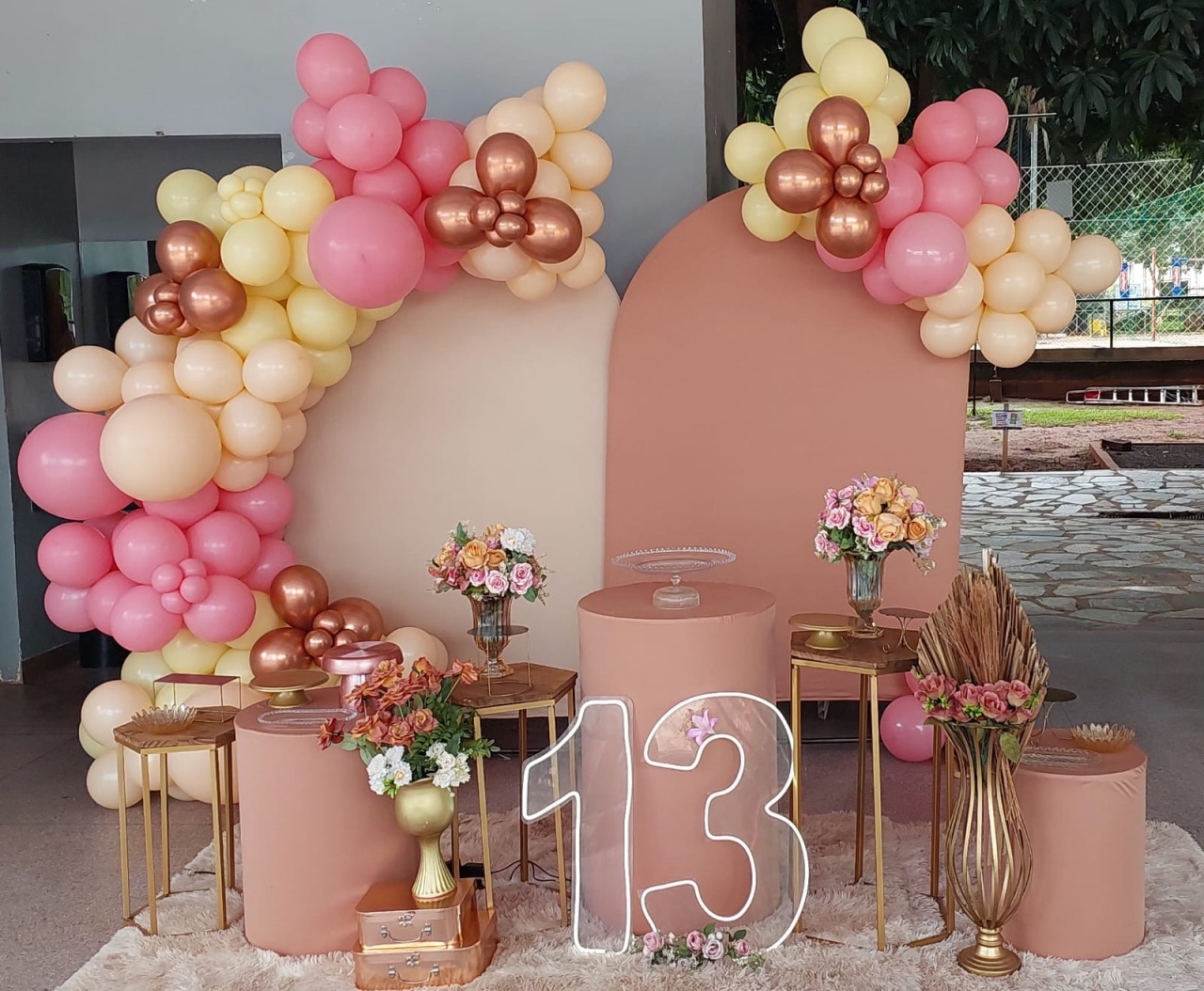 Dois Painéis Em Cores Diferentes  - THAYSE DECORA 