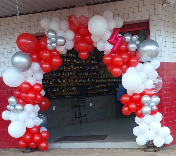Arco Desconstruído Para Entrada - THAYSE DECORA 