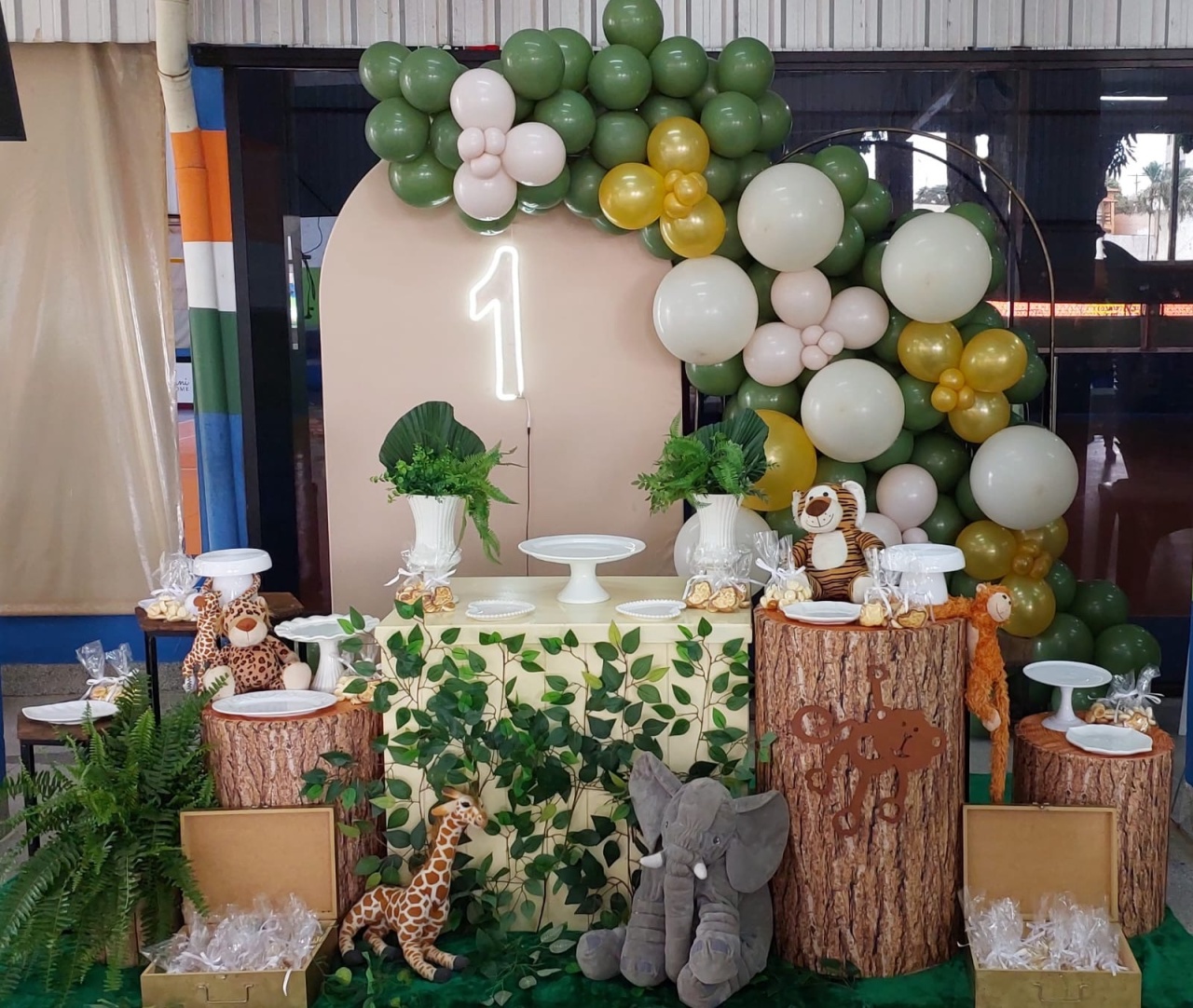 Mundo Verde - THAYSE DECORA 