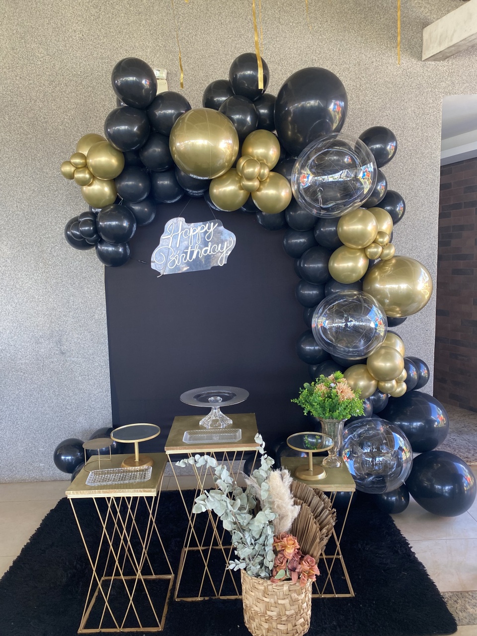 Black Com Sobreposição Dourado - THAYSE DECORA 