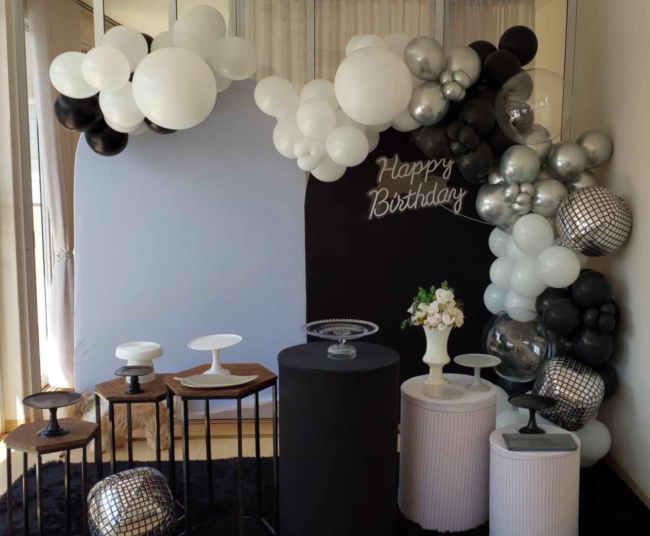 Black Chic - THAYSE DECORA 