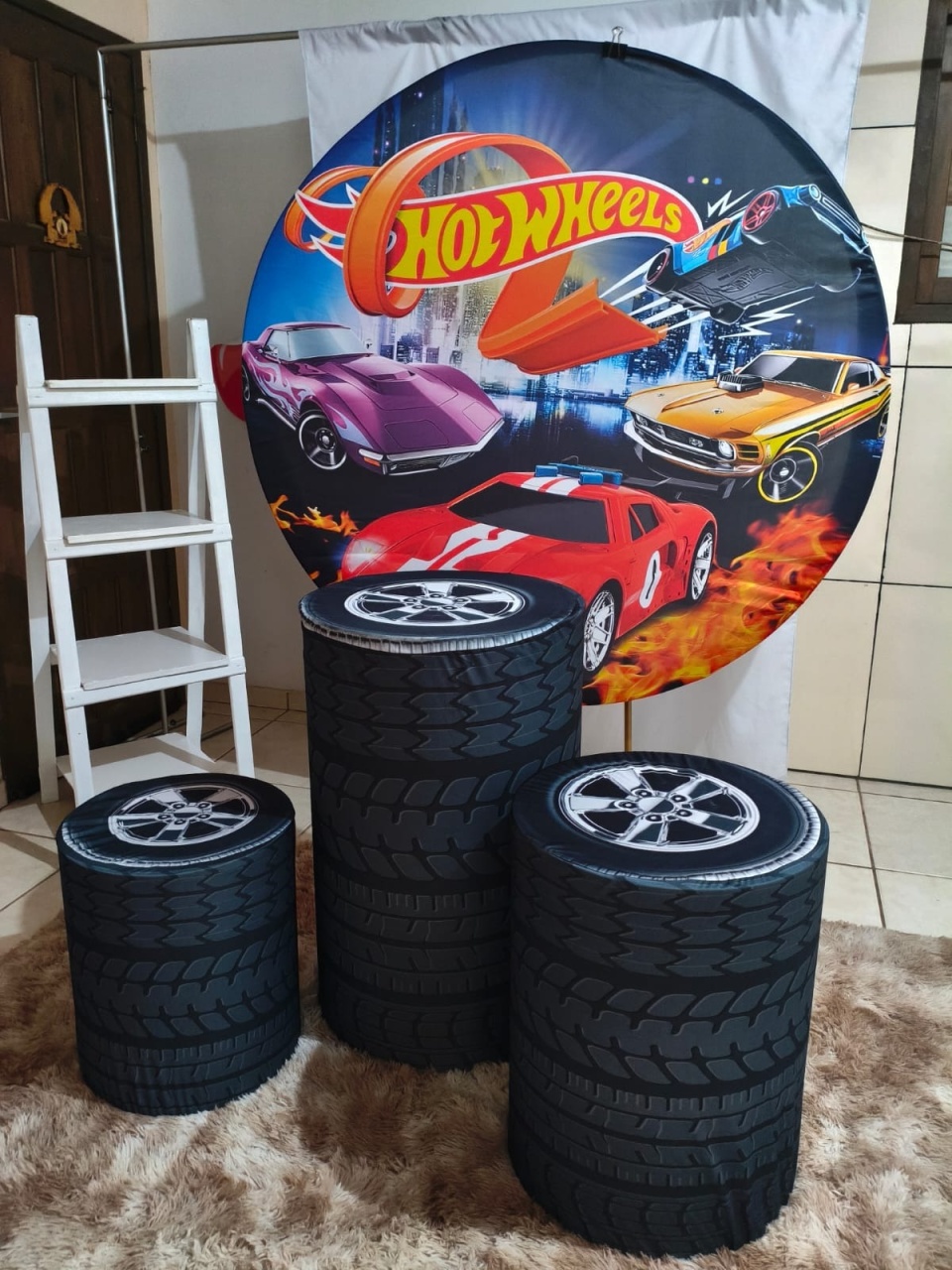 Hot  Wheels Kit Bronze  - Tais de Vargas cardoso 