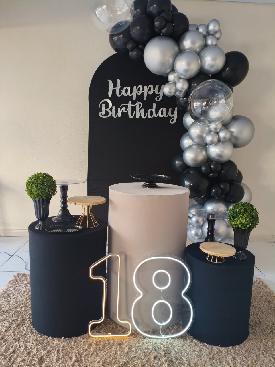 18 Anos Preto Com Prata  - Tais de Vargas cardoso 