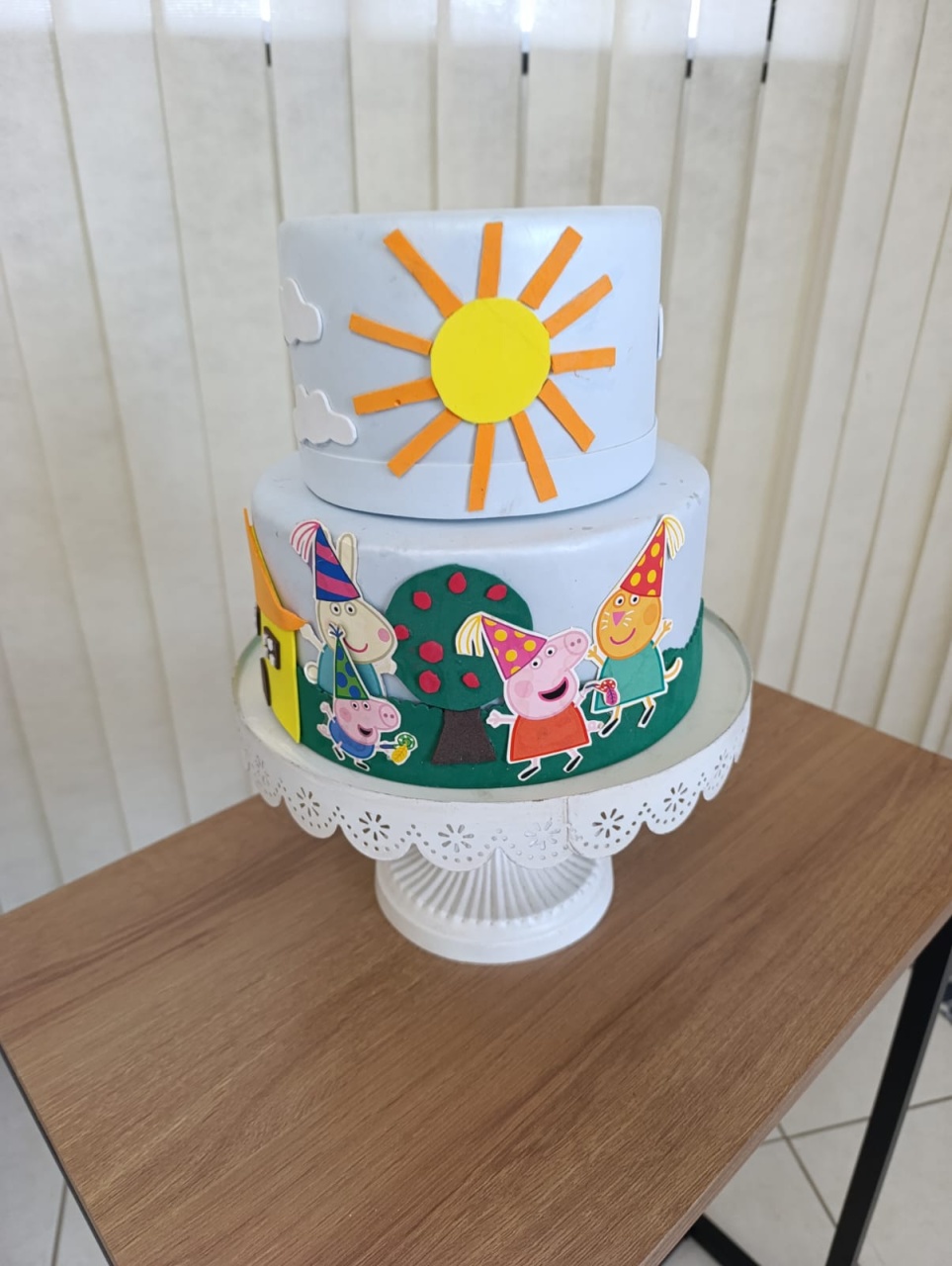 Bolo Fake Peppa Pig - Sonho Montado