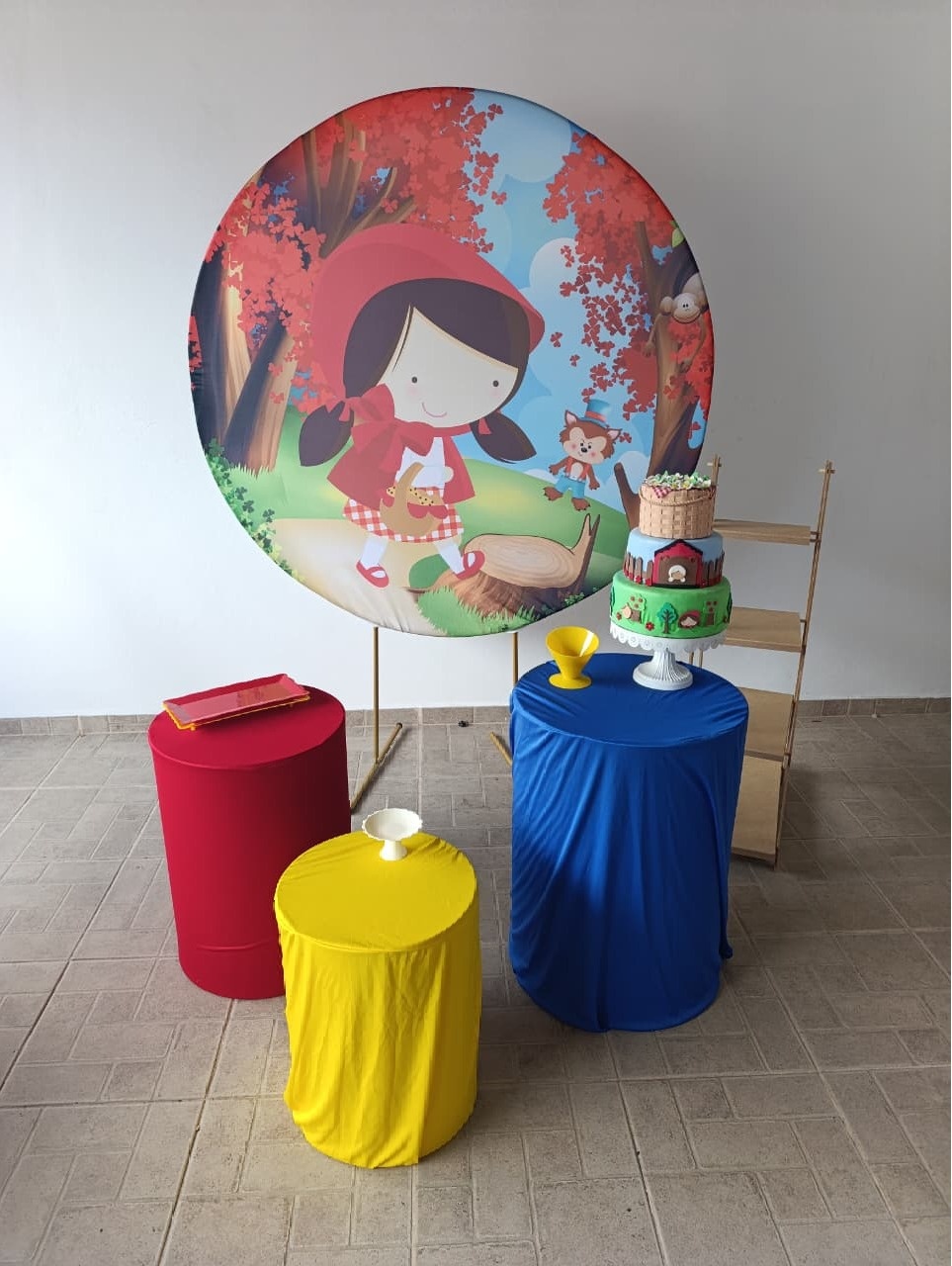 Chapéuzinho Vermelho - Sonho Montado
