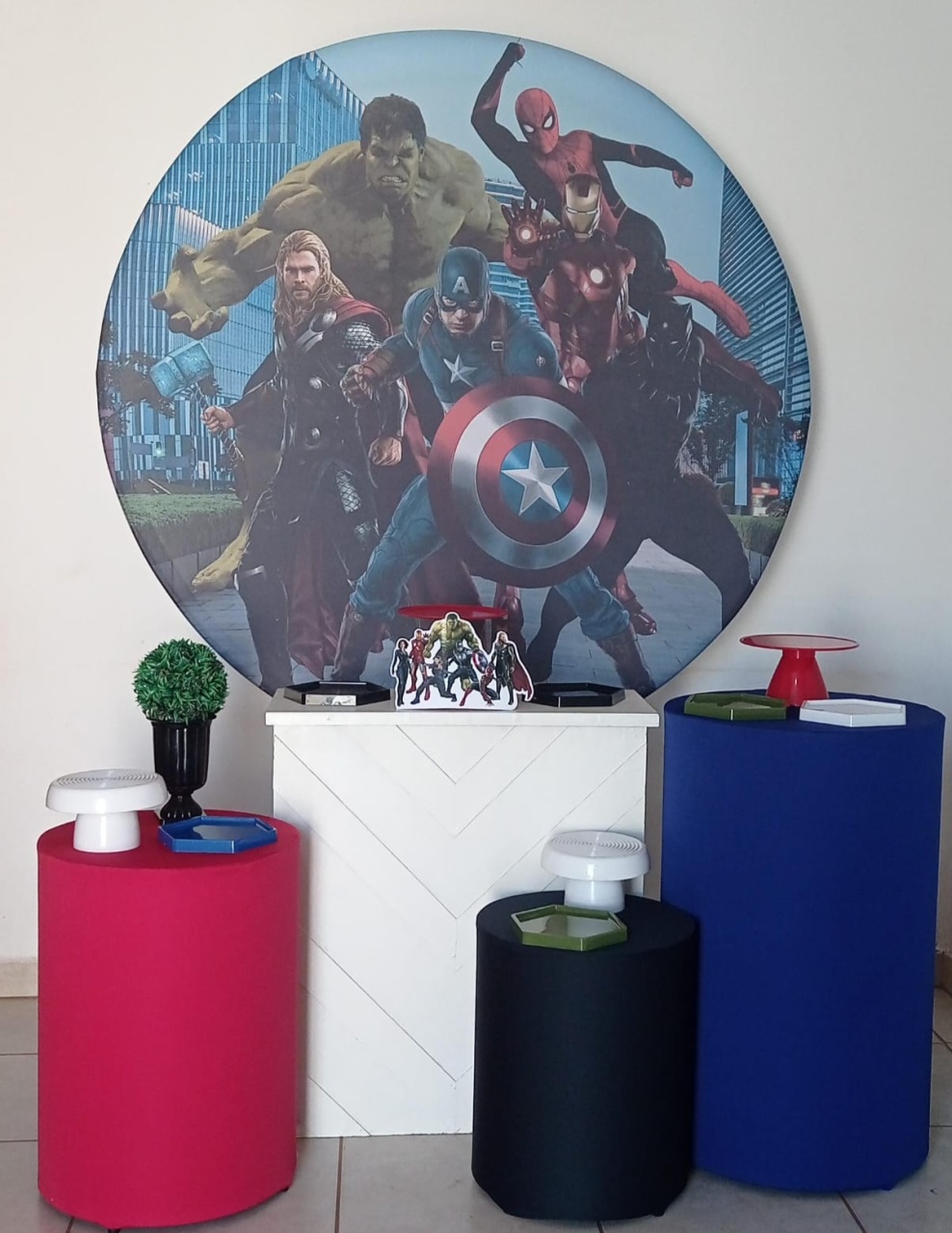 Kit Ouro Os Vingadores - PEGUE E MONTE - ALEGRIA CORES