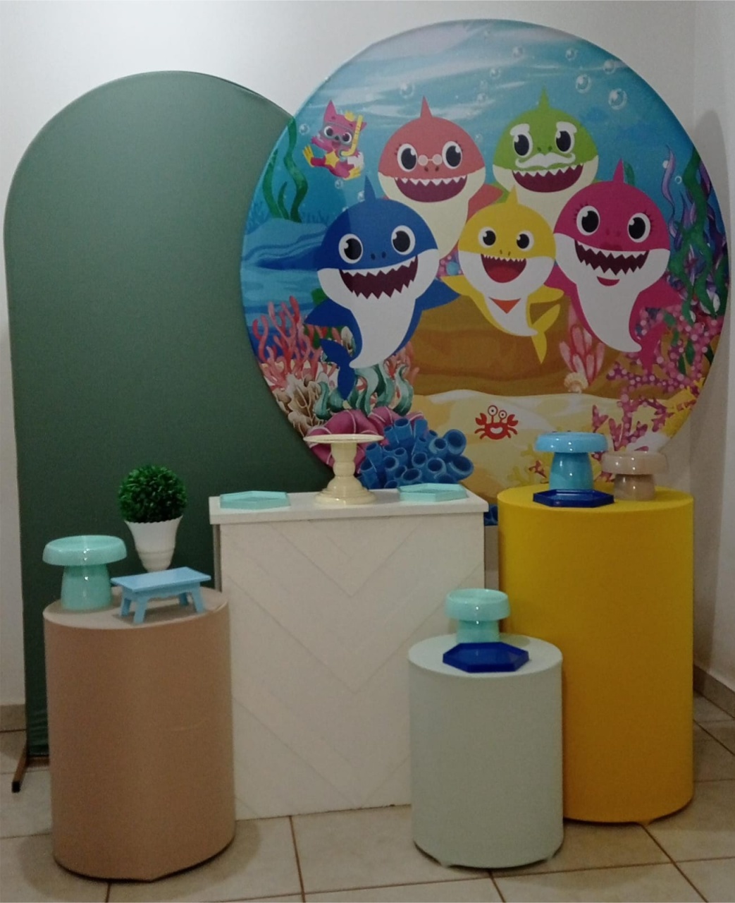 Kit Diamante Baby Shark - PEGUE E MONTE - ALEGRIA CORES