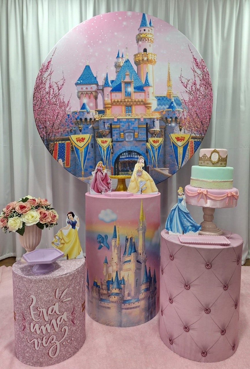 Castelo Princesas - Prata - Decorações Ale Ramos