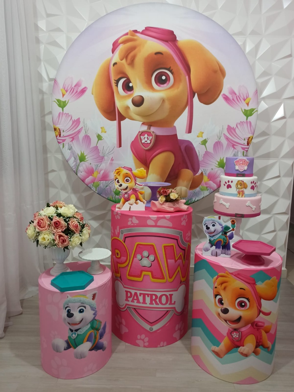 Skye - Prata - Decorações Ale Ramos