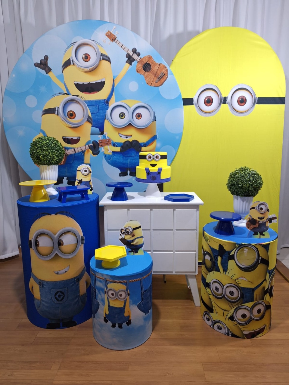 Minions - Diamante 1 - Decorações Ale Ramos