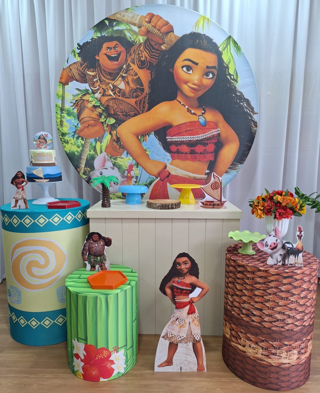 Moana - Ouro - Decorações Ale Ramos