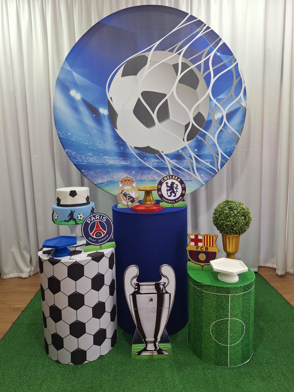 Champions/Futebol - Prata - Decorações Ale Ramos