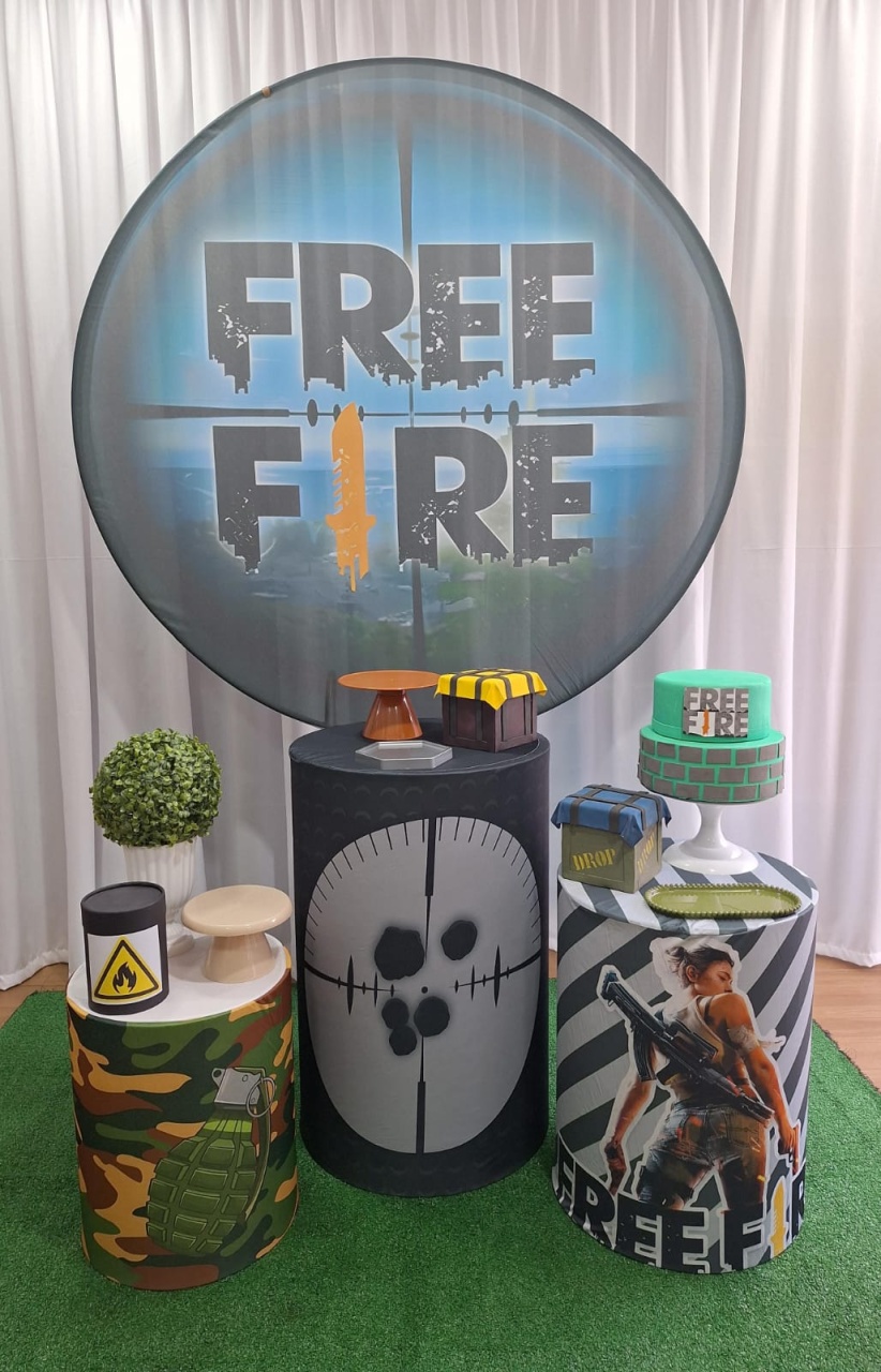 Free Fire - Prata 1 - Decorações Ale Ramos