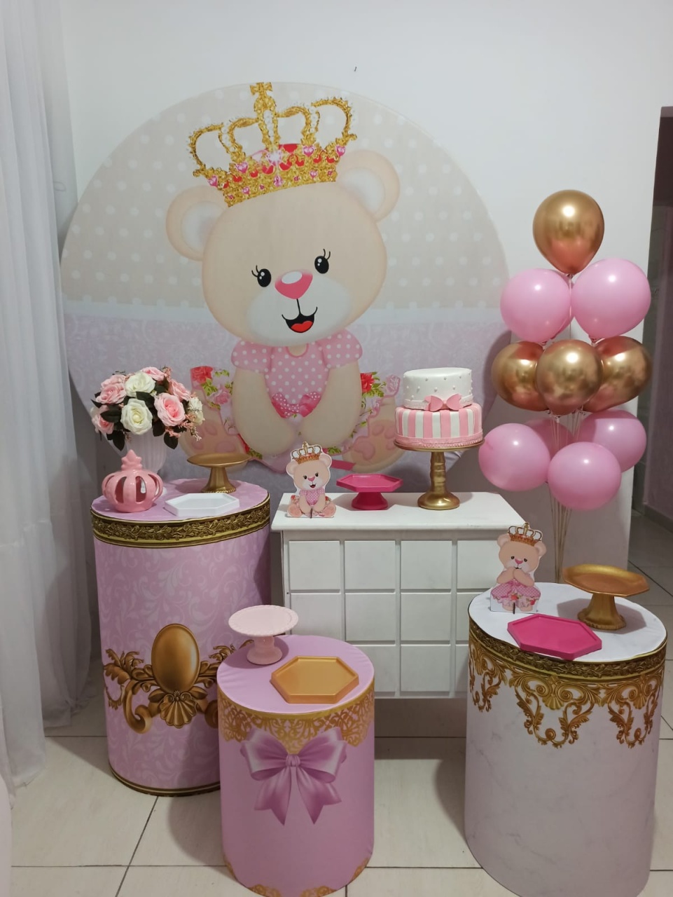 Ursinha Princesa - Ouro - Decorações Ale Ramos