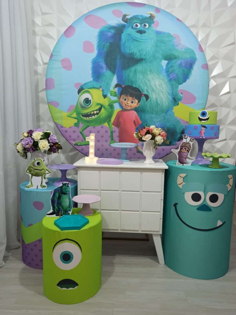Monstros Sa - Ouro - Decorações Ale Ramos