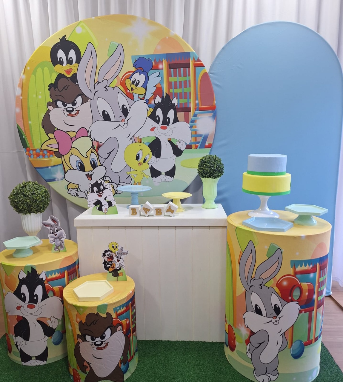 Looney Tunes - Diamante - Decorações Ale Ramos