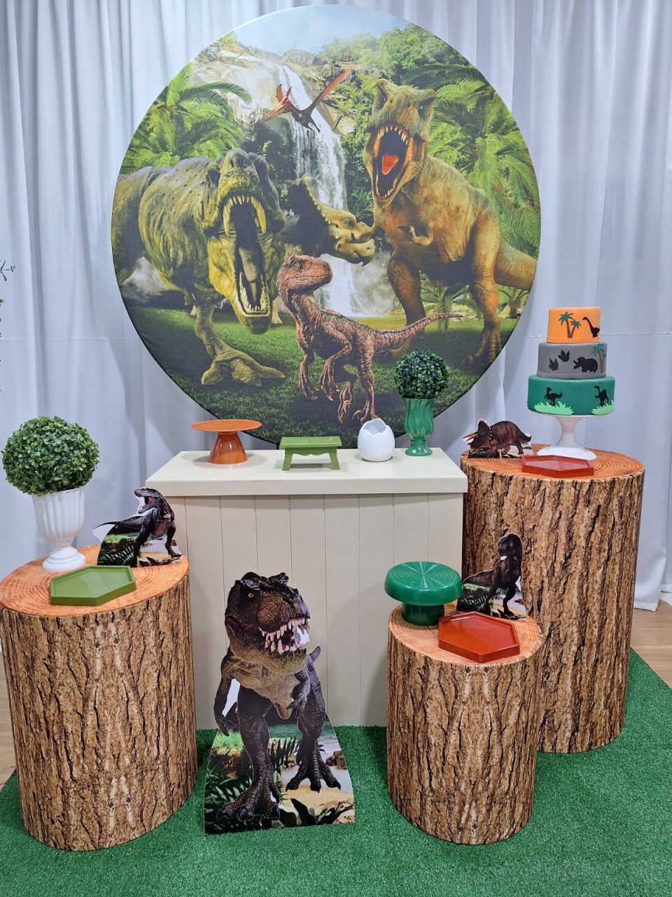 Dinossauro - Ouro 1 - Decorações Ale Ramos