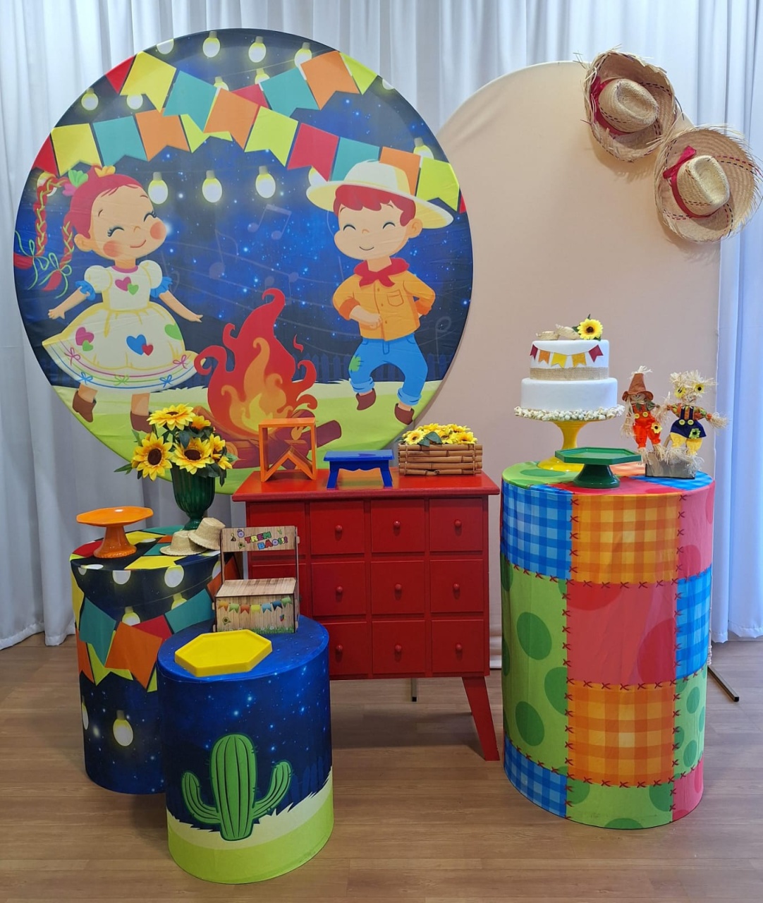 Festa Junina - Diamante 1 - Decorações Ale Ramos