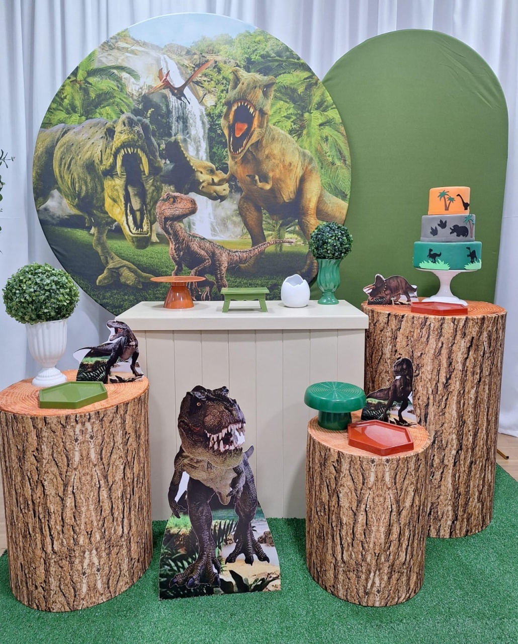 Dinossauro - Diamante 1 - Decorações Ale Ramos