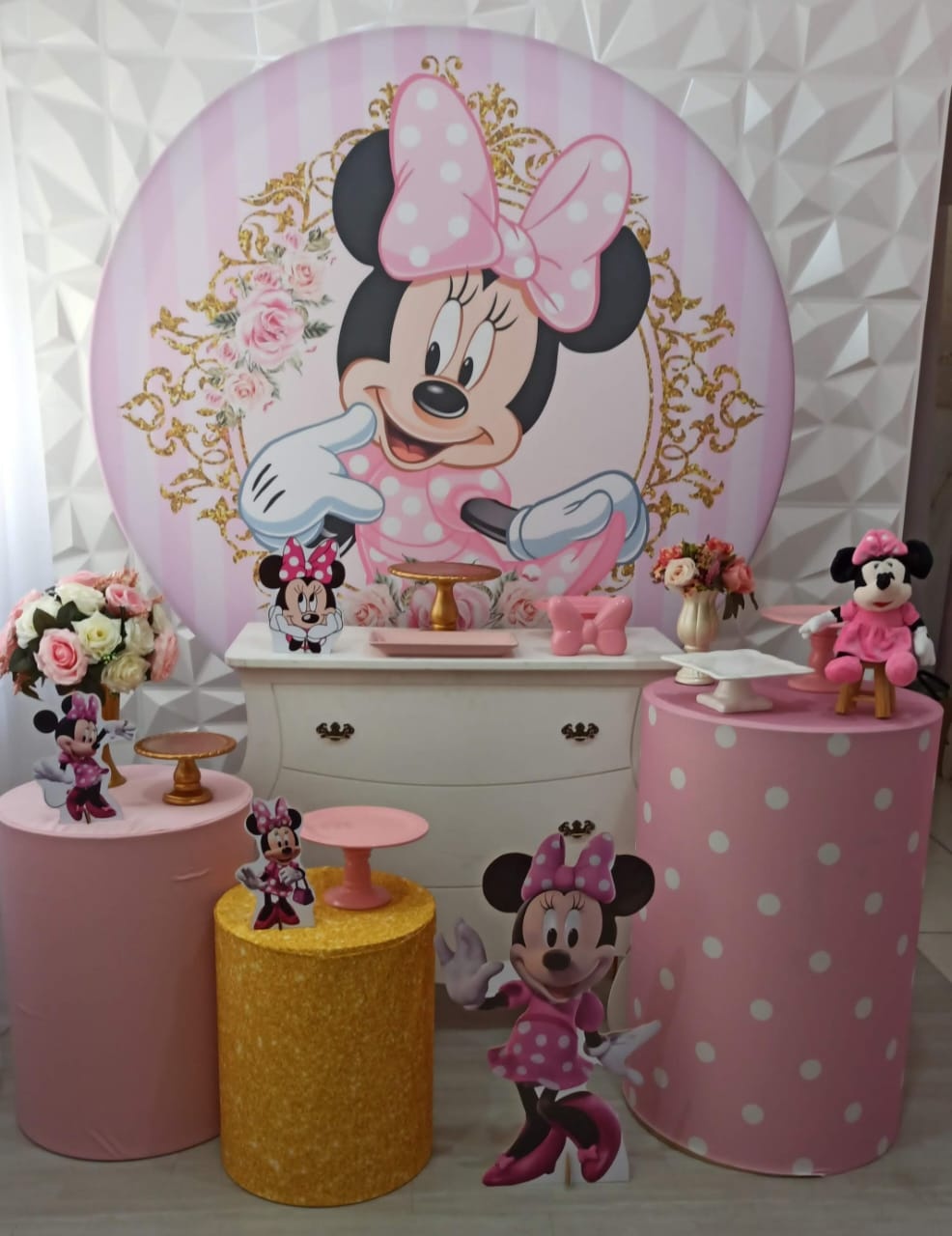 Minnie Rosa - Ouro 1 - Decorações Ale Ramos