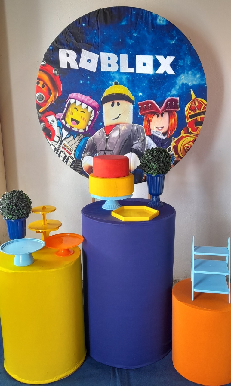 Roblox - Bola Boneca Decorações