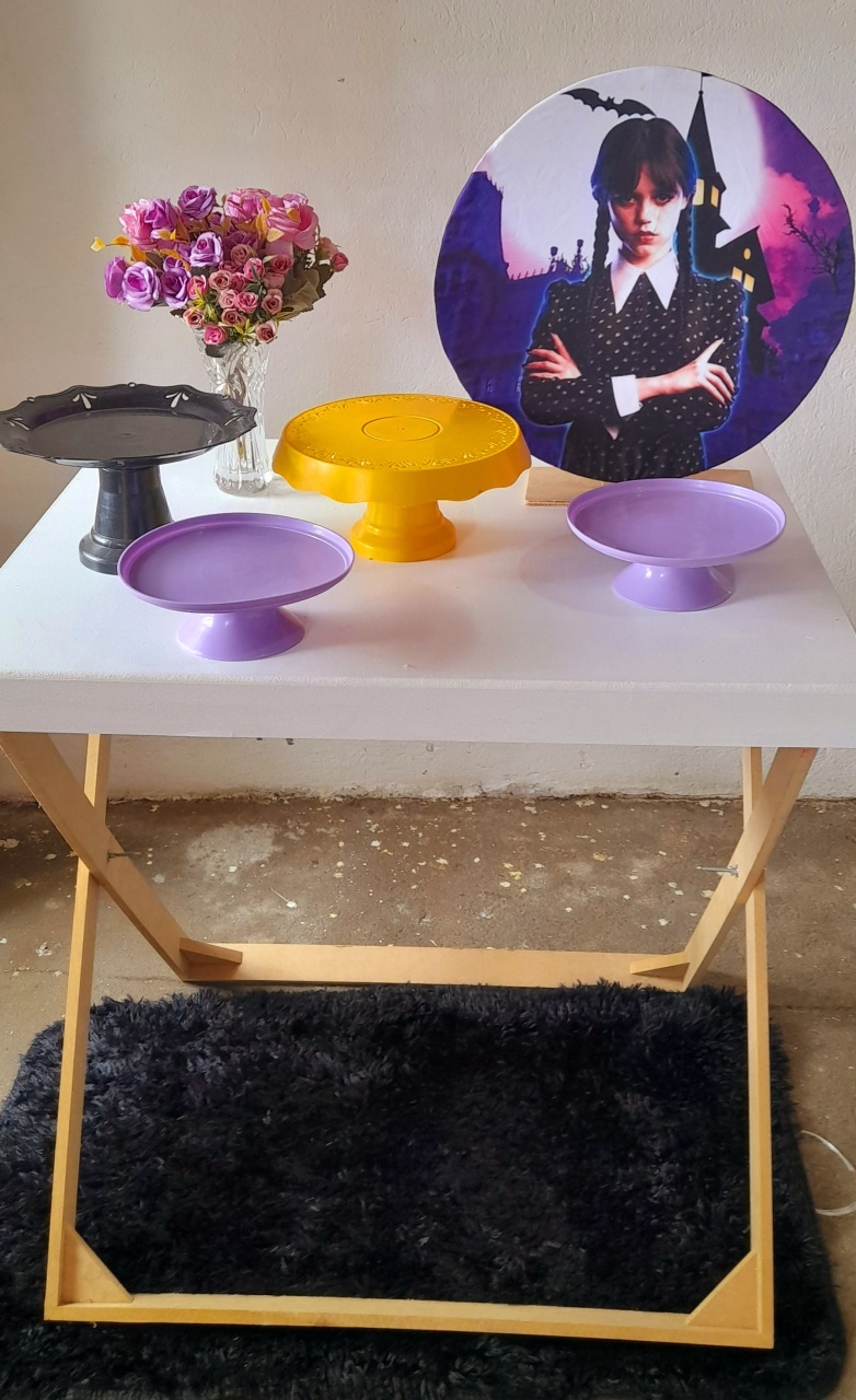 Wandinha - Bola Boneca Decorações
