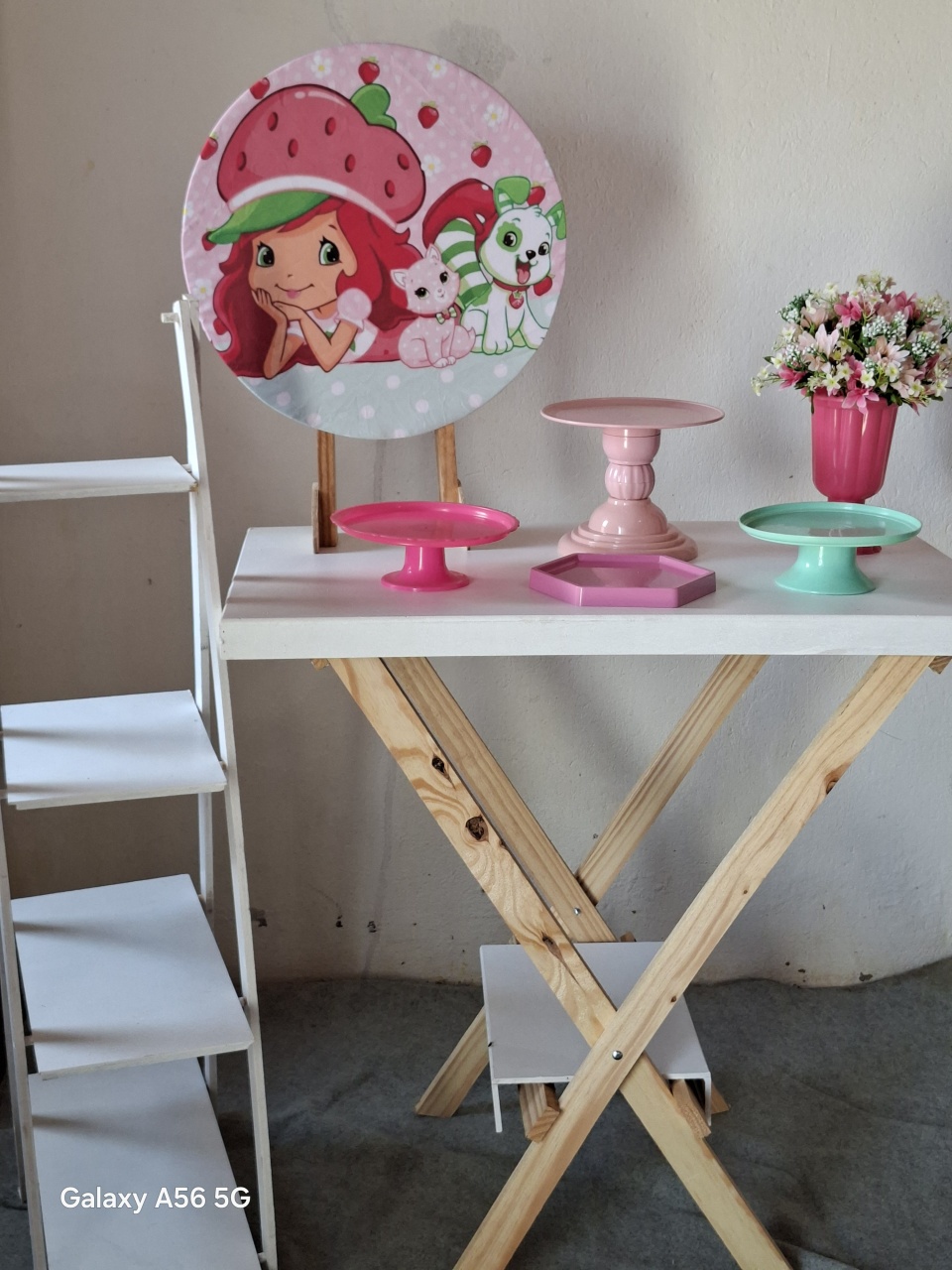 Moranguinho - Bola Boneca Decorações
