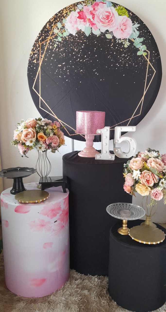 15 Anos - Bola Boneca Decorações