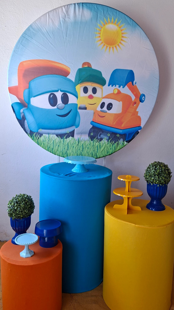Leo O Caminhão Essencial - Bola Boneca Decorações