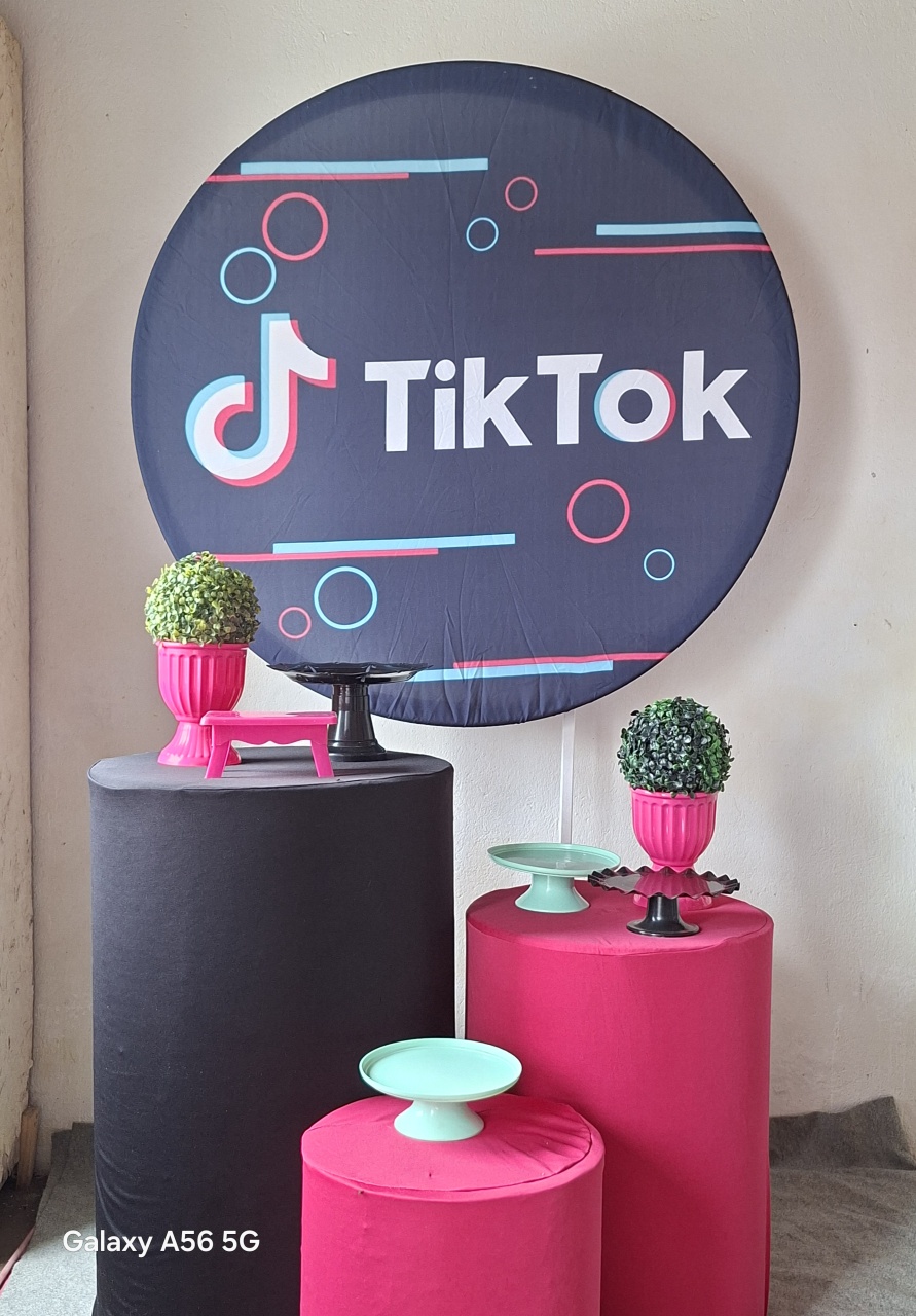 Tik Tok - Bola Boneca Decorações