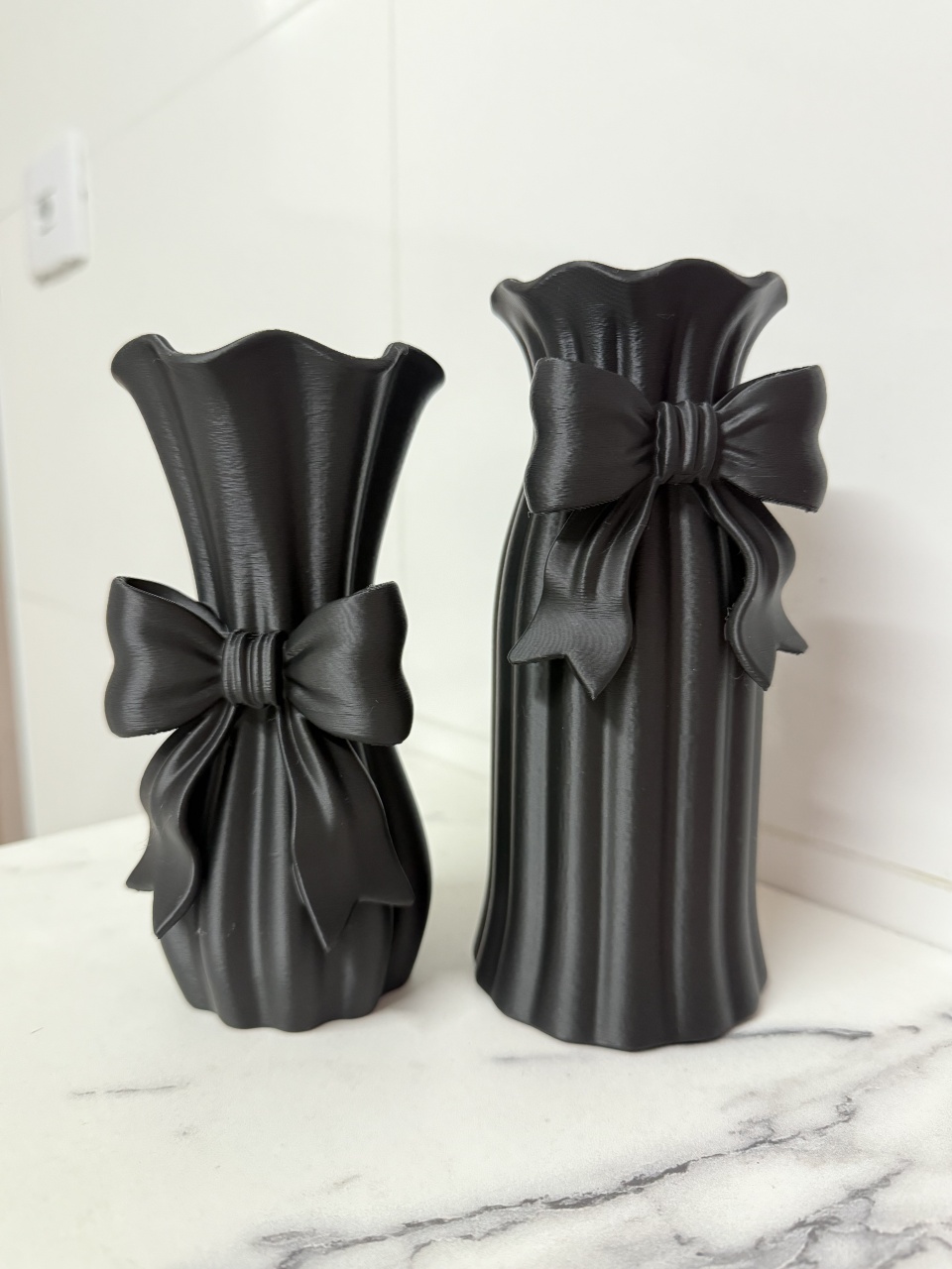 2 Vasos Laço  - Decorações Mundo dos Sonhos