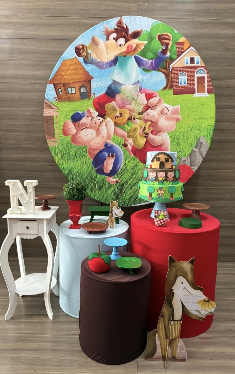 Três Porquinhos - Decorações Mundo dos Sonhos