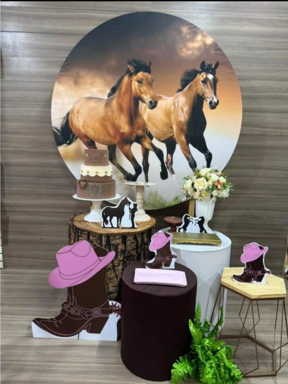 Cavalo - Decorações Mundo dos Sonhos
