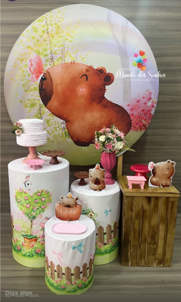 Capivara Rosa - Decorações Mundo dos Sonhos