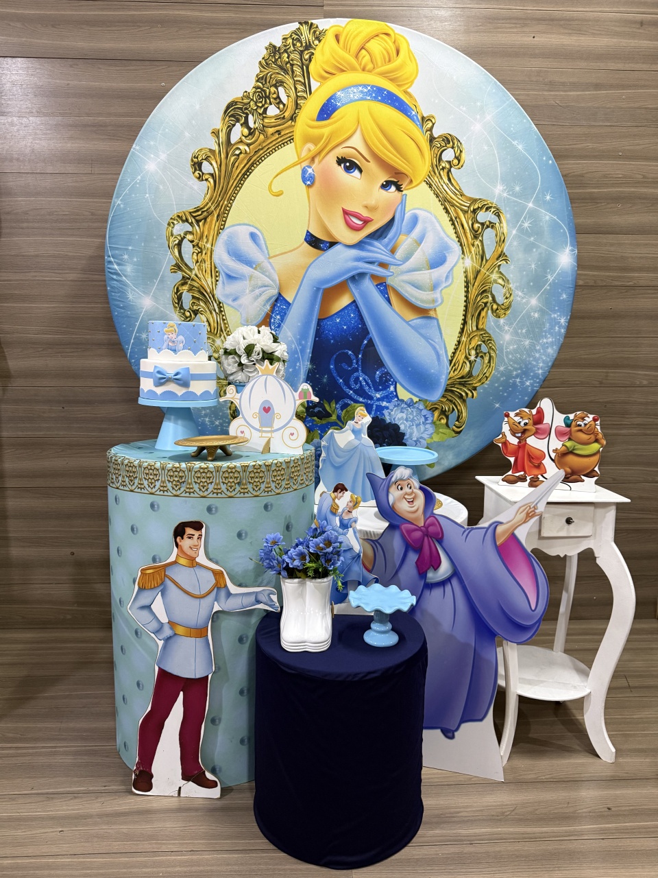 Cinderela - Decorações Mundo dos Sonhos