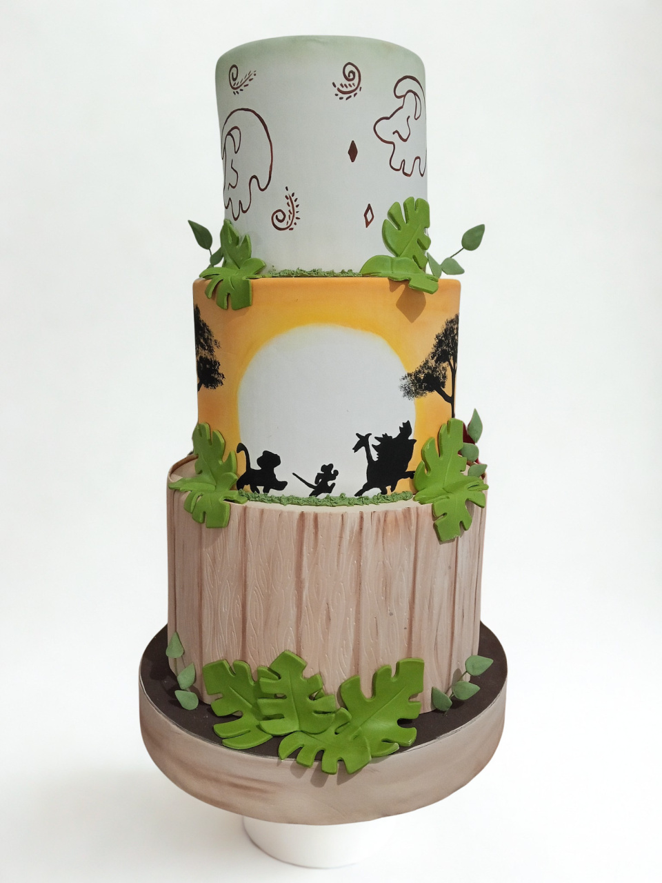 Bolo Rei Leão - Tania  Marques Decorações 