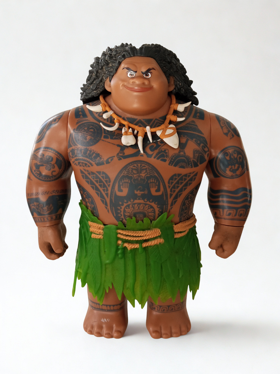 Boneco Maui, Com Articulação - Tania  Marques Decorações 