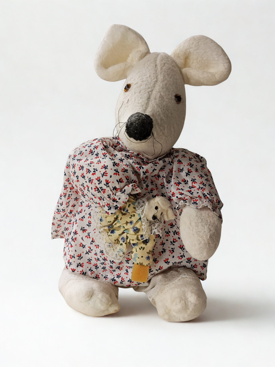 Ratinho Fazenda - Tania  Marques Decorações 