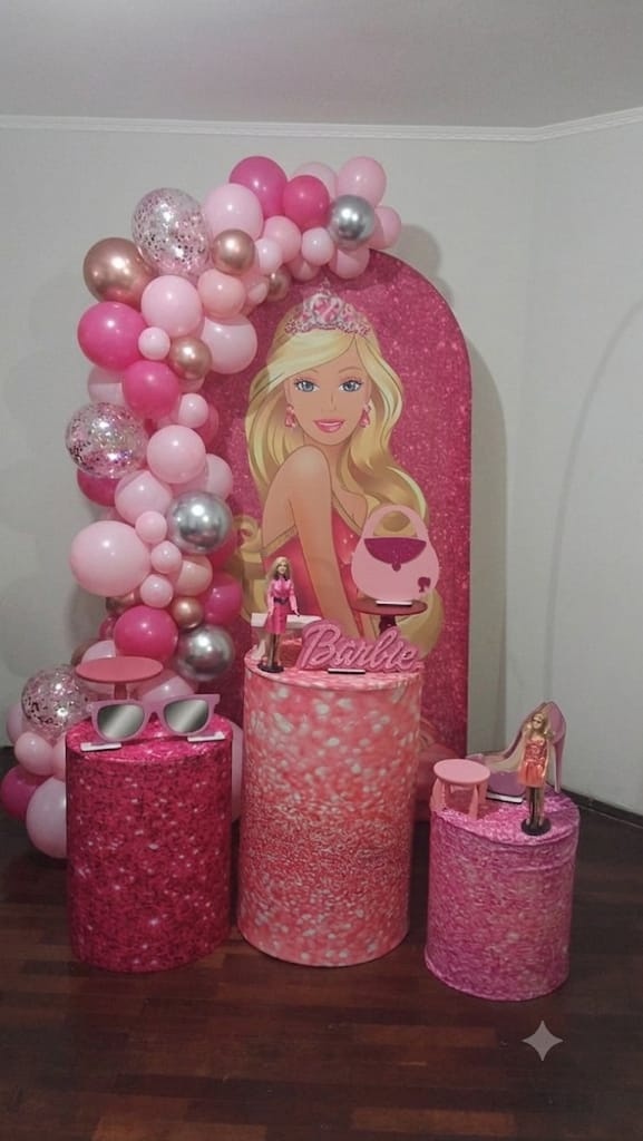 Kit Pegue E Monte Barbie 1 - Tania  Marques Decorações 