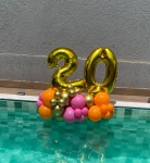 🎈 Buquê de Balão Idade – Piscina - imagem 4