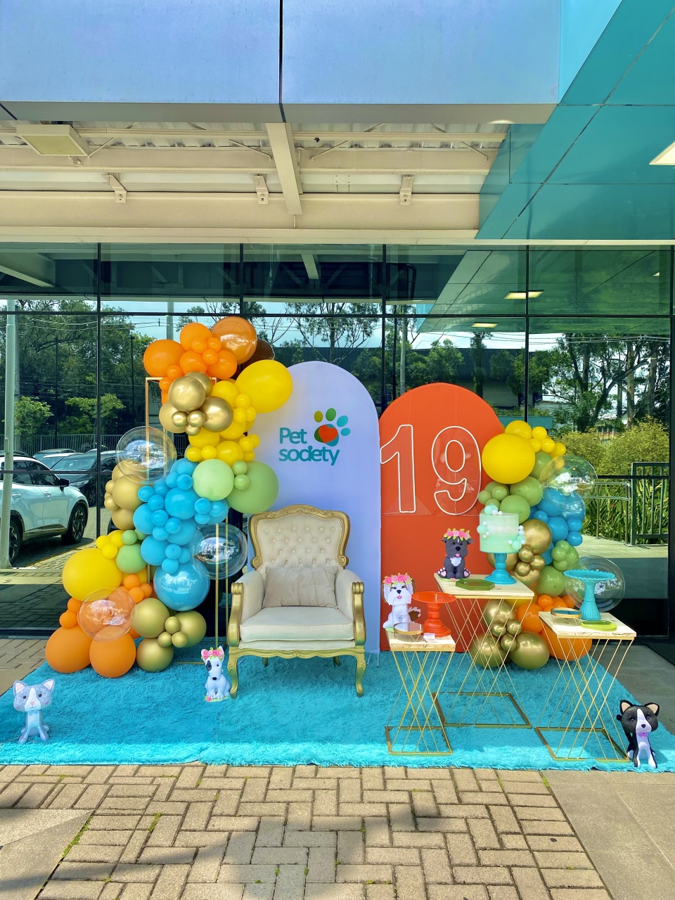 Decoração Aniversário de Empresa Corporativo  - Pique Pique Festas 