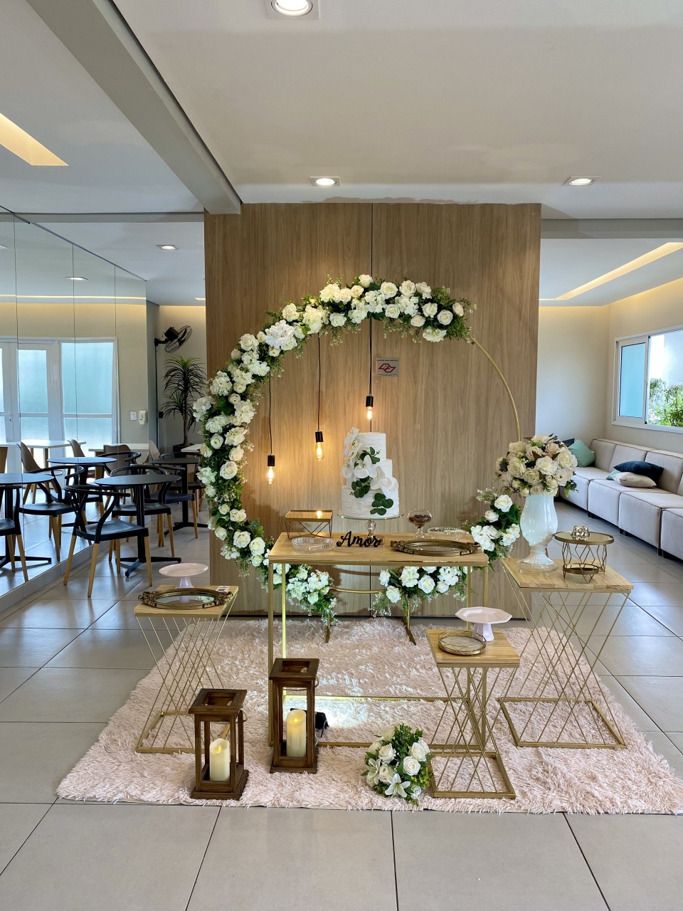 Casamento Floral Branco - Pique Pique Festas 